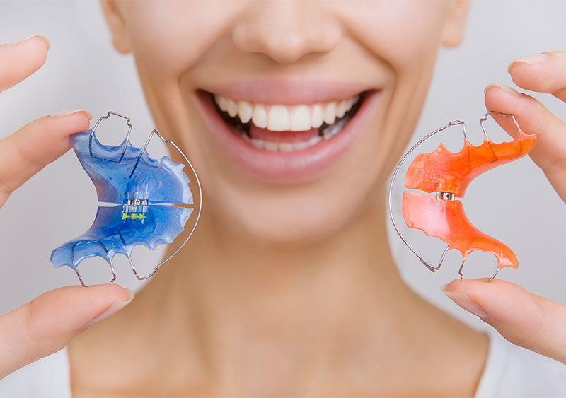 Pros And Cons Of Removable And Fixed Retainers Cawthra Dental